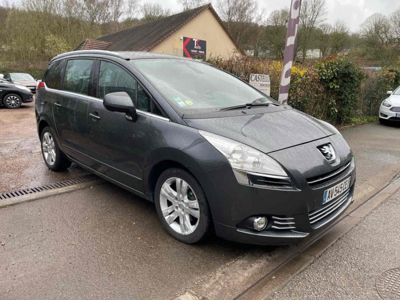 PEUGEOT 5008 2.0HDI 150CV