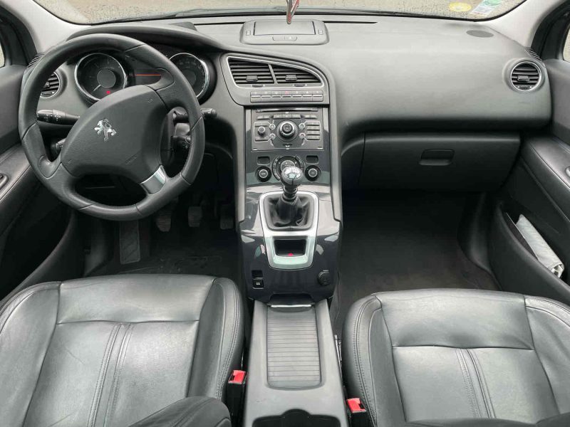 PEUGEOT 5008 2.0HDI 150CV