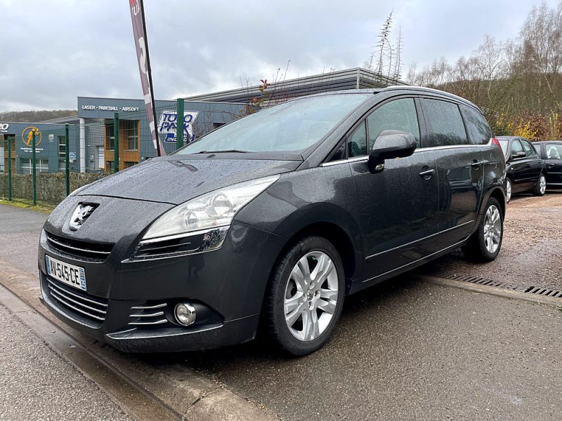 PEUGEOT 5008 2.0HDI 150CV