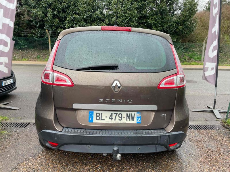 RENAULT SCÉNIC III 2.0DCI 150CV