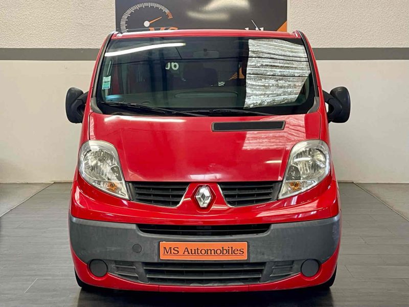 RENAULT TRAFIC II  2009