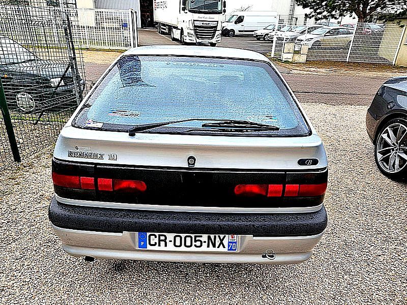 RENAULT 19 II 1992