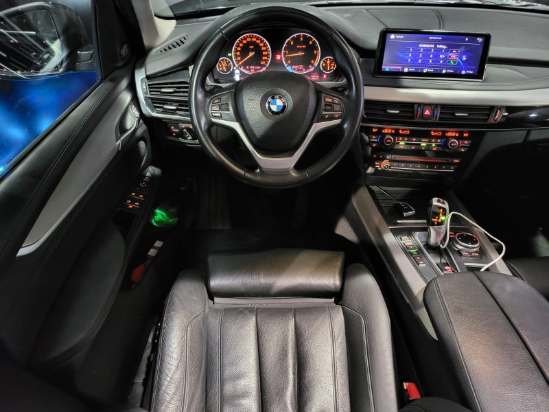 BMW X5 30d 258cv Lounge Plus xDrive BVA / TOIT OUVRANT/SIEGES CHAUFFANT/CAMERA DE RECUL