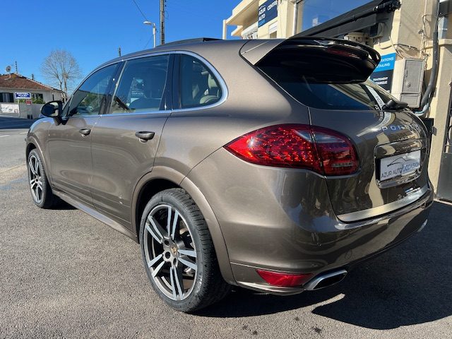 Porsche Cayenne 3.0 V6 Diesel 245CV