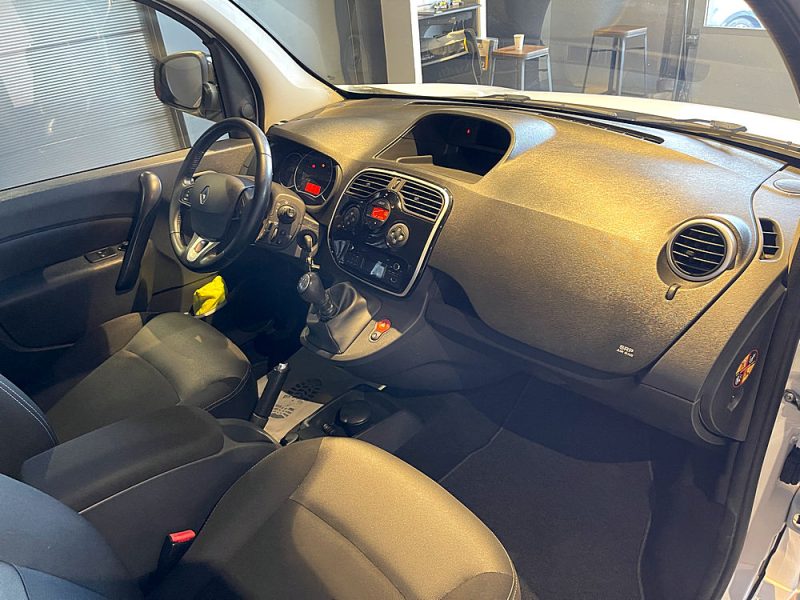 RENAULT KANGOO  2017