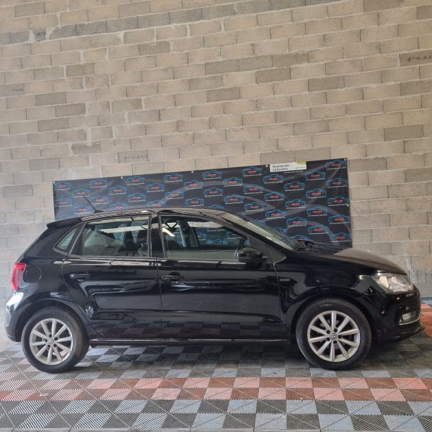 VOLKSWAGEN POLO V 2015