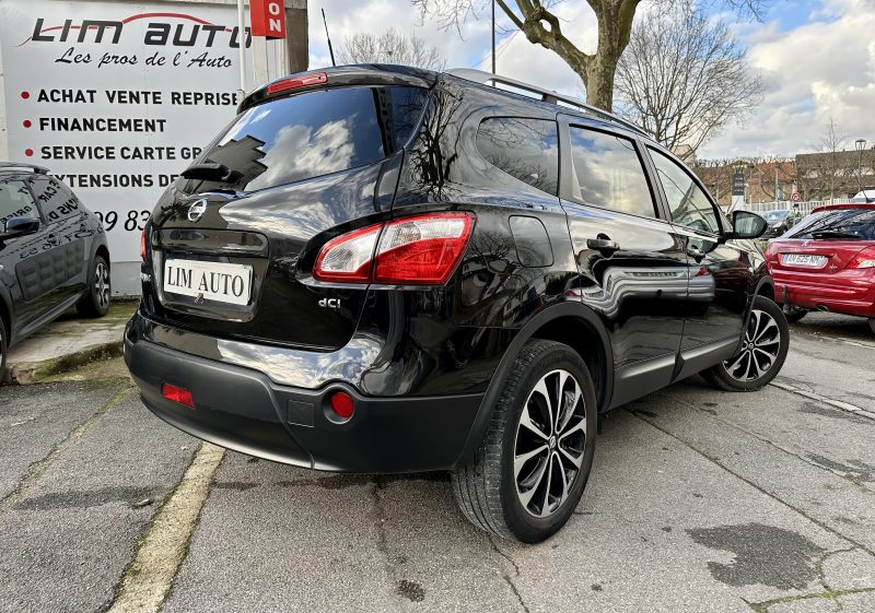 NISSAN QASHQAI 2012