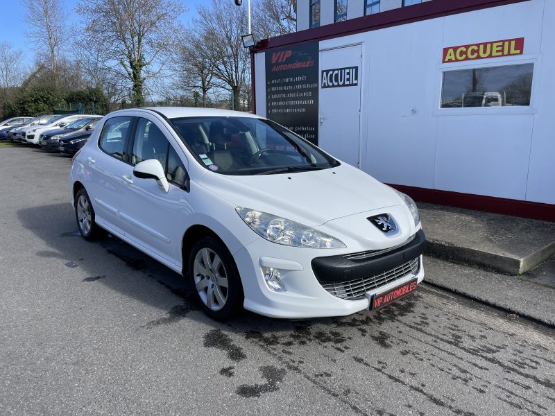 PEUGEOT 308 I 2011