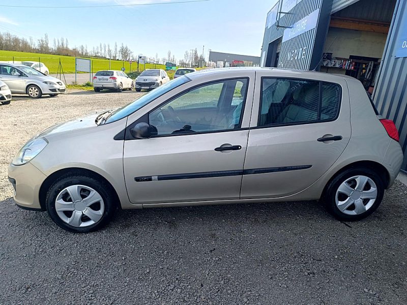 RENAULT CLIO III 