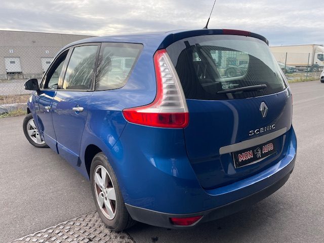 RENAULT SCENIC III 2009