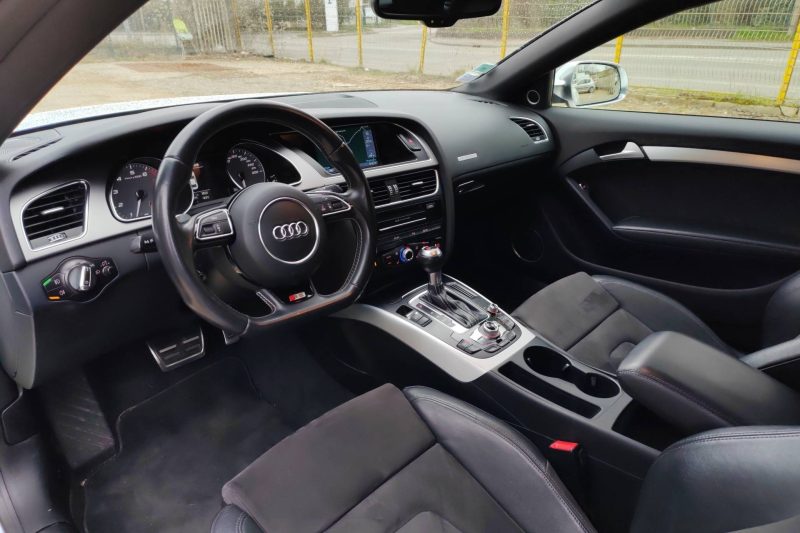 AUDI S5 2012