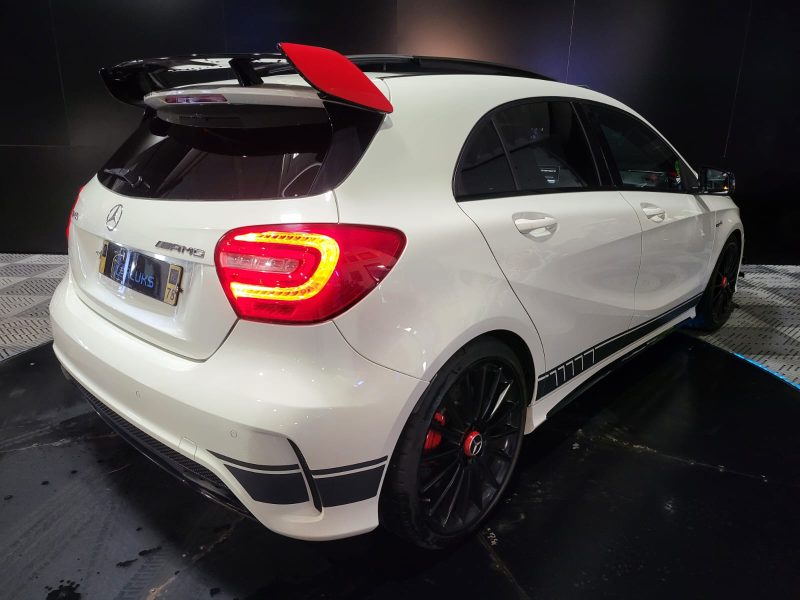 MERCEDES-BENZ CLASSE A 45 AMG 360cv Edition 1 4Matic BVA / TOIT OUVRANT/SIEGES CHAUFFANT/CAMERA DE R