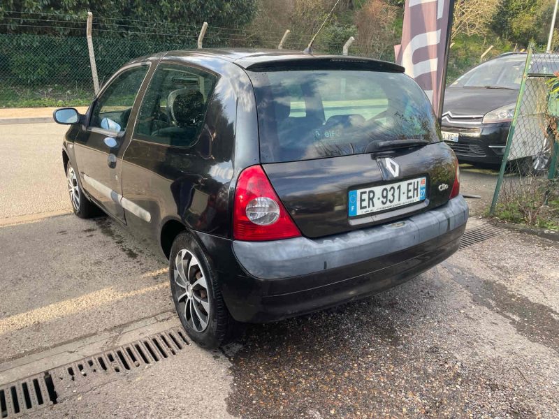 RENAULT CLIO II 1.4i 16V 100CV