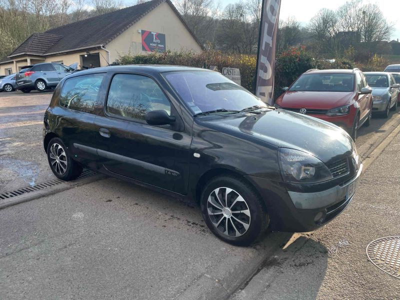 RENAULT CLIO II 1.4i 16V 100CV