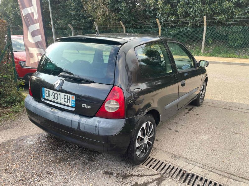 RENAULT CLIO II 1.4i 16V 100CV