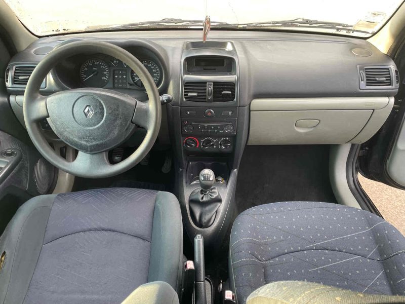 RENAULT CLIO II 1.4i 16V 100CV