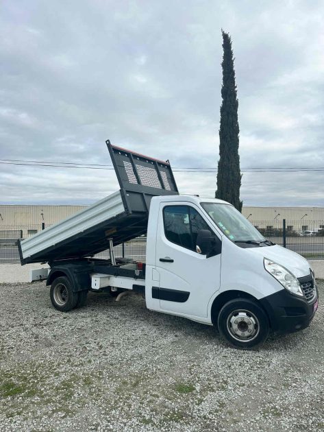 RENAULT MASTER III Camion plate-forme/Châssis 2019