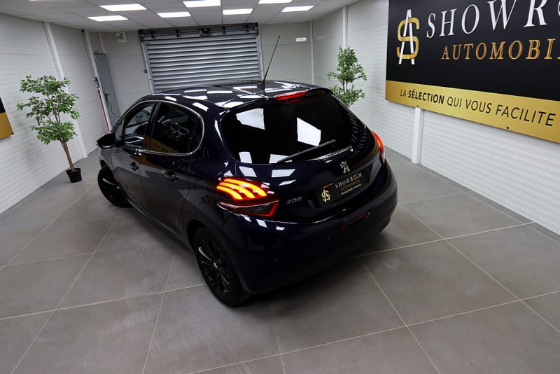 PEUGEOT 208 I 2015