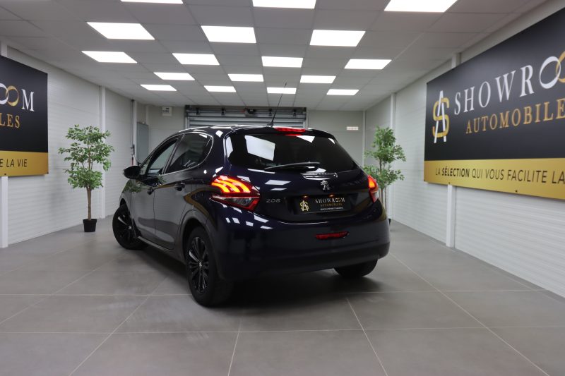 PEUGEOT 208 I 2015