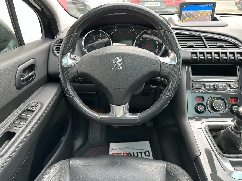 PEUGEOT 3008 2015