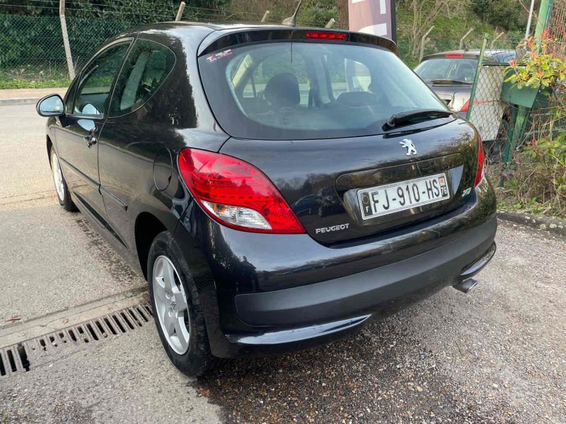 PEUGEOT 207 1.4i 16V 95CV