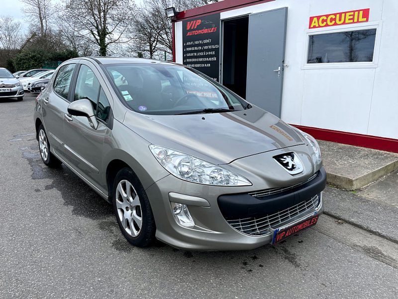 PEUGEOT 308 I 2011