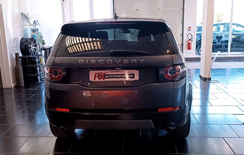 LAND ROVER DISCOVERY SPORT SE 7 Places   2.0 D 4x4 150cv BVM6 Toit pano, Caméra, GPS...