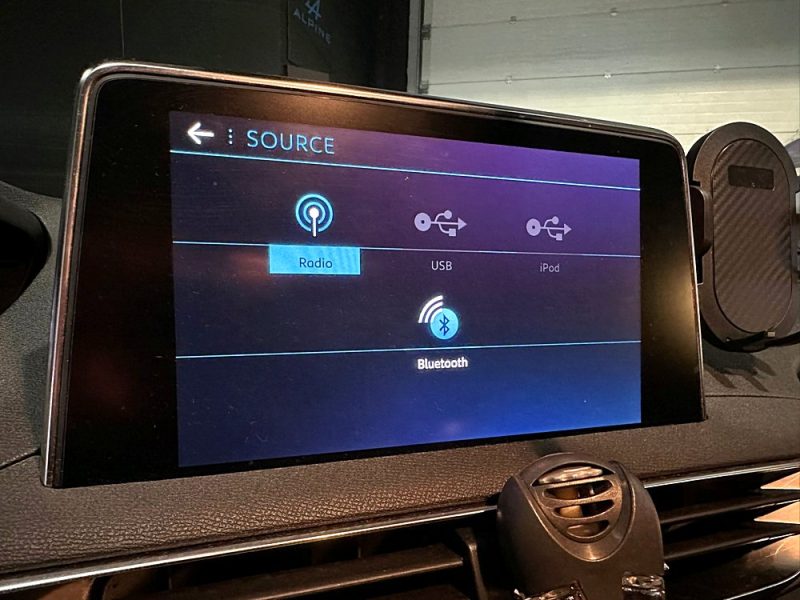 1.2 THP 131cv / Boite Auto / Active Business / Camera / Apple Carplay