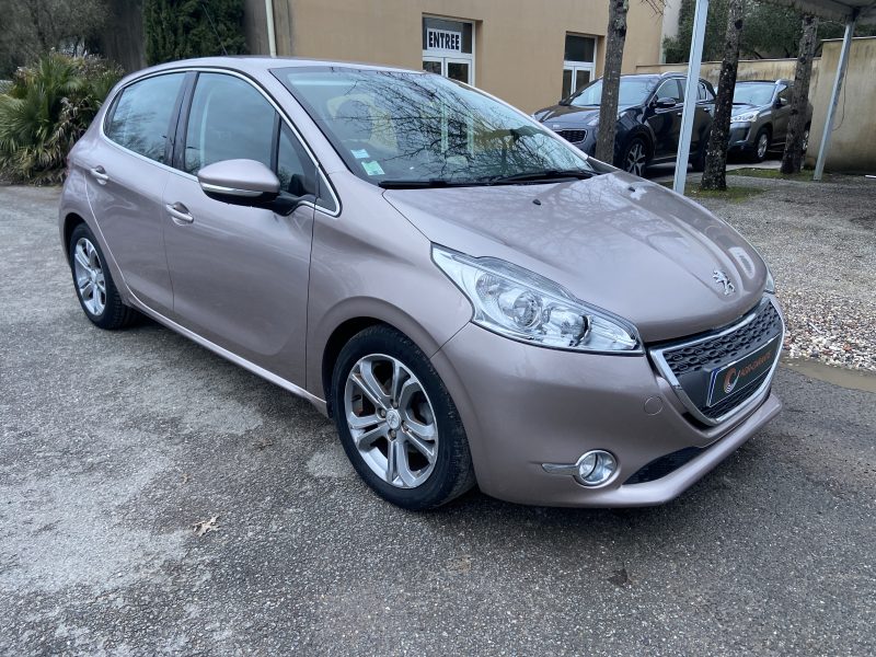 PEUGEOT 208 1.6 HDI 92CV ALLURE