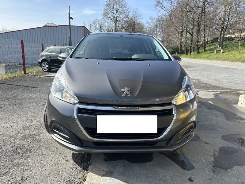 PEUGEOT 208 2019