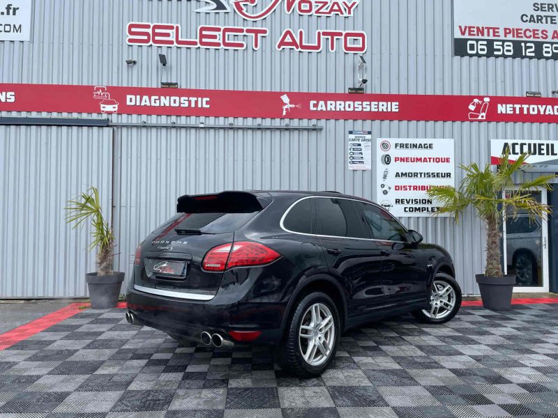 PORSCHE CAYENNE 2010