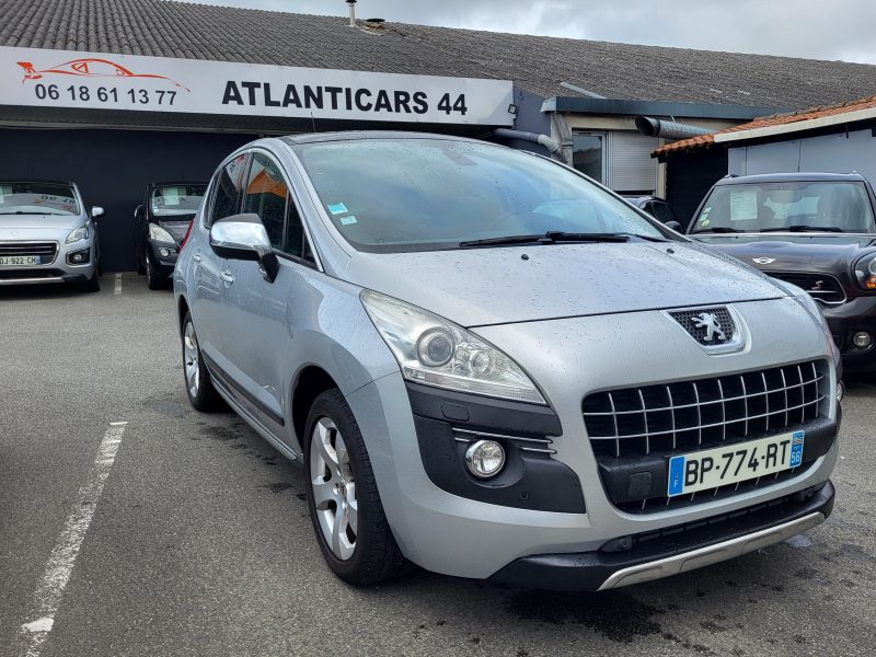 PEUGEOT 3008 Monospace 2011