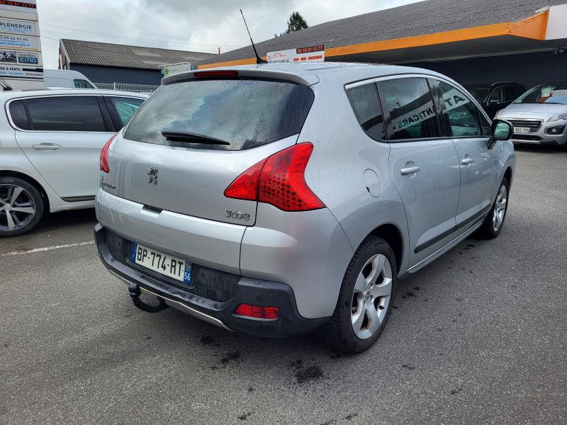 PEUGEOT 3008 Monospace 2011