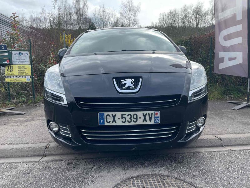 PEUGEOT 5008 1.6HDI 112CV