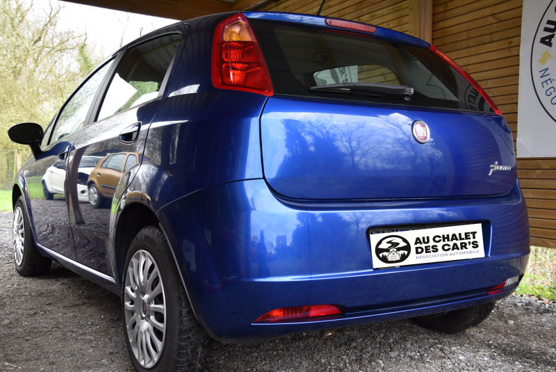 Fiat Grande Punto 1.4 l Dynamic 77 ch , 5 P, Clim