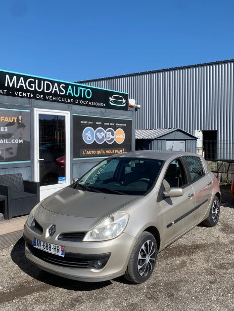 RENAULT CLIO  2006