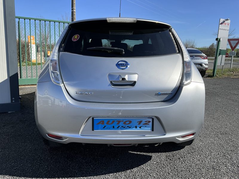 NISSAN LEAF 2015