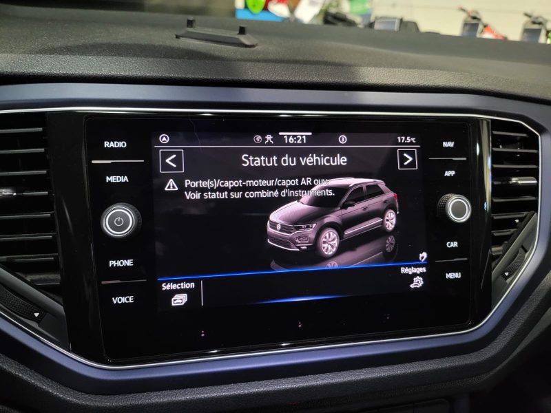 VOLKSWAGEN T-ROC 1.5 TSI 150cv United DSG7 / APPLE CARPLAY/TOIT OUVRANT/CHARGEUR A INDUCTION