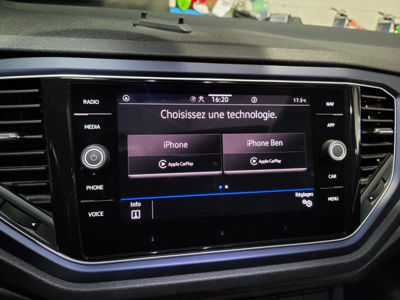 VOLKSWAGEN T-ROC 1.5 TSI 150cv United DSG7 / APPLE CARPLAY/TOIT OUVRANT/CHARGEUR A INDUCTION