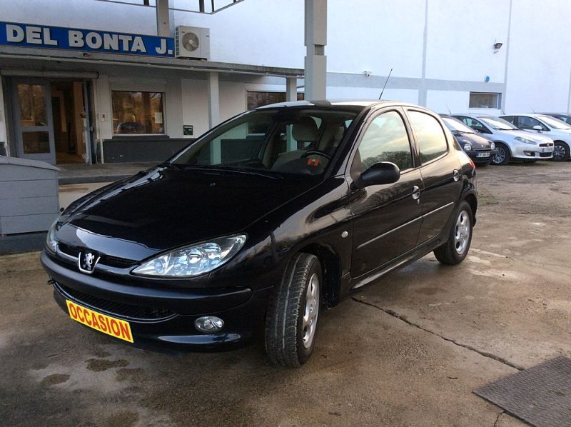 PEUGEOT 1.6 16V 109CV PREMIUM 6CV