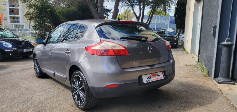 Renault Mégane III phase 2 1.5 dCi 110ch BOSE Edition, *Embrayage Neuf*, *Distribution faite*