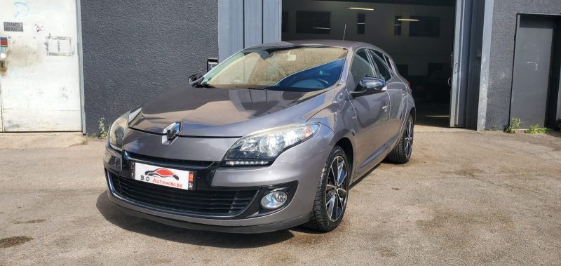 Renault Mégane III phase 2 1.5 dCi 110ch BOSE Edition, *Embrayage Neuf*, *Distribution faite*