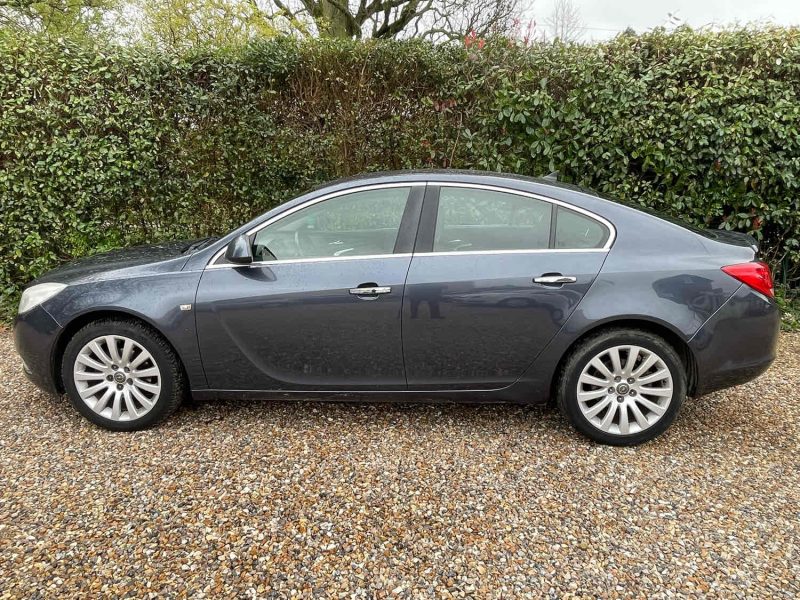 OPEL INSIGNIA A 2010