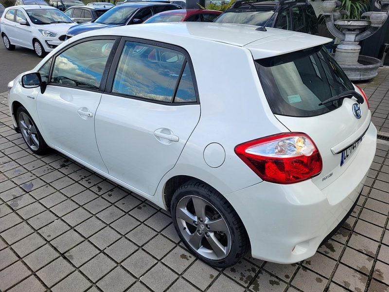 TOYOTA AURIS  Hybride 1.8L 99CH 136H Dynamic 