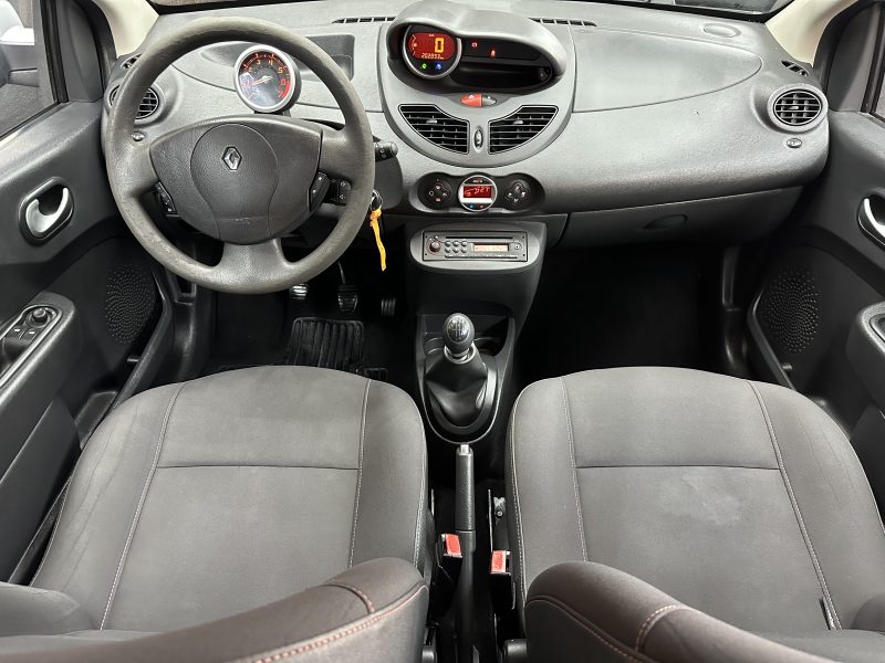 RENAULT TWINGO II 2010