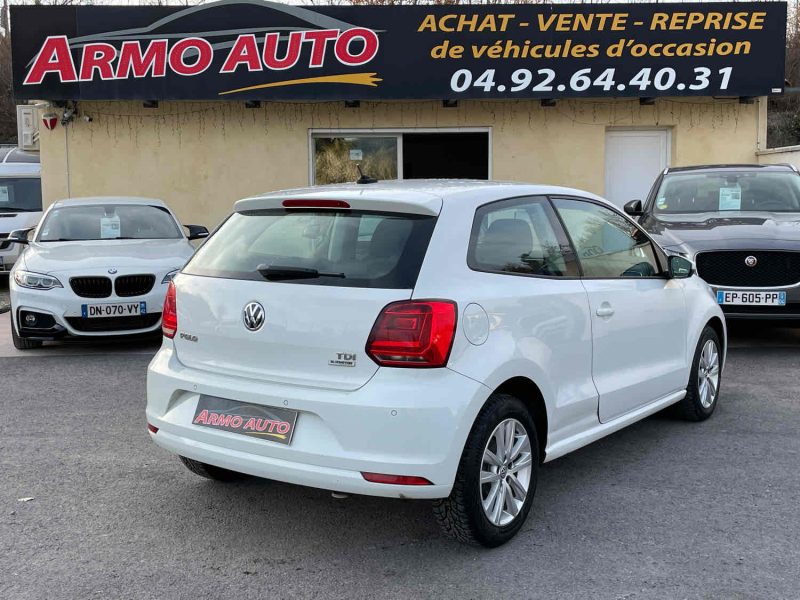 VOLKSWAGEN POLO V 2014