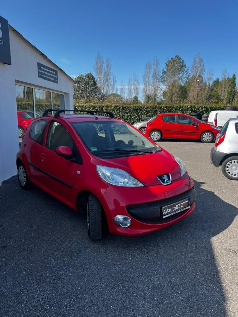 PEUGEOT PEUGEOT 107 2007