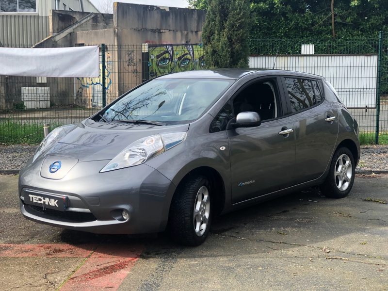 NISSAN LEAF 2016