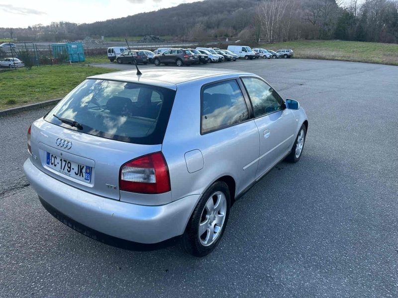 AUDI A3 2001