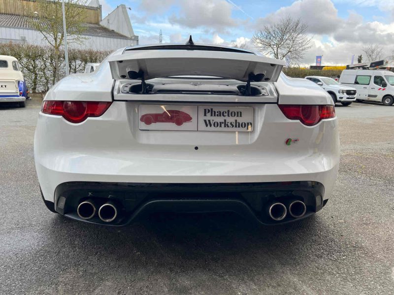 JAGUAR F-TYPE R Coupé 2014